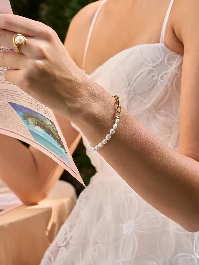 Bold Pearl Bracelet