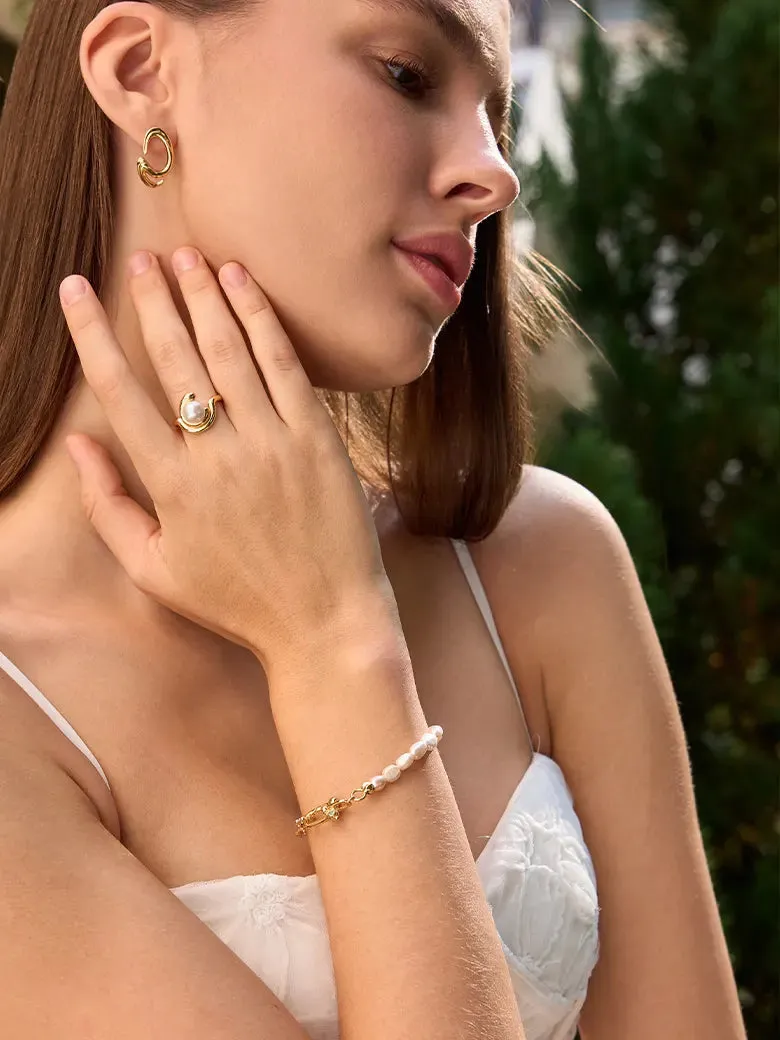 Bold Pearl Bracelet