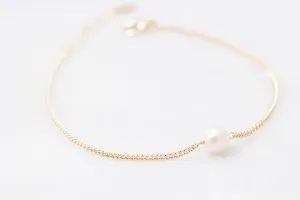 Curb Chain Pearl Bracelet