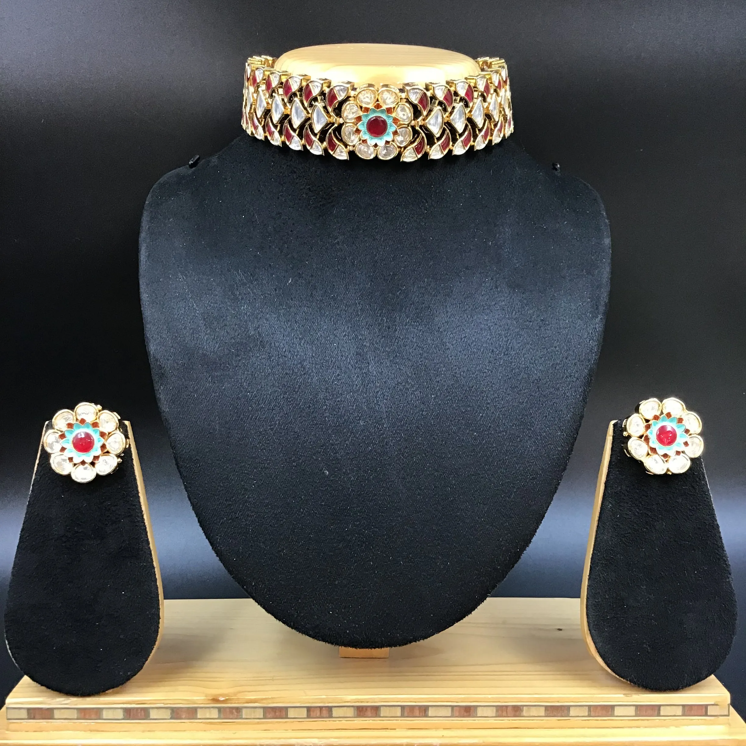 Kundan Choker Set 2868-07
