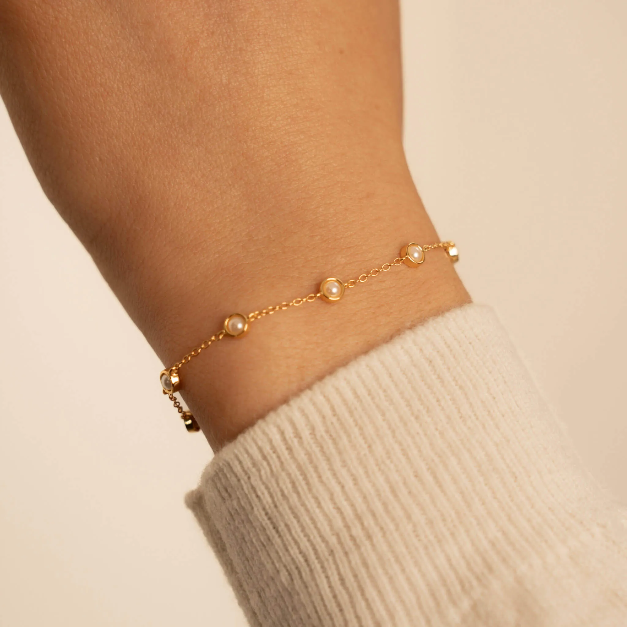 Lilia Pearl Bracelet