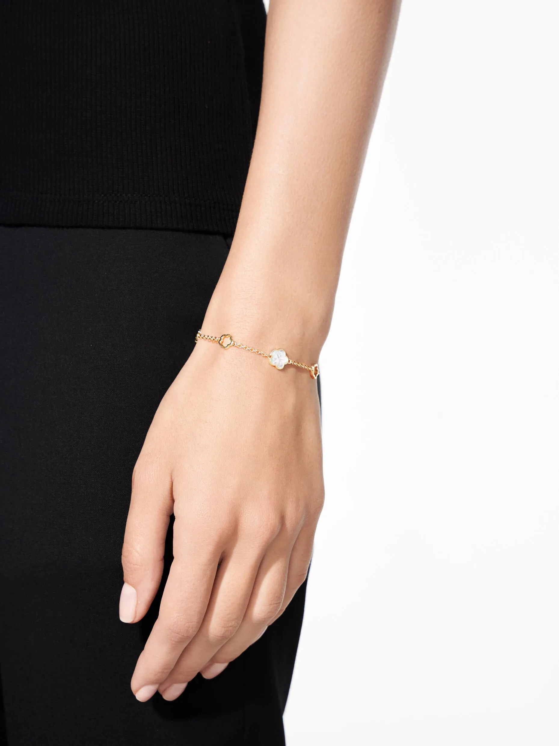 Mother Of Pearl Flower Station Bracelet