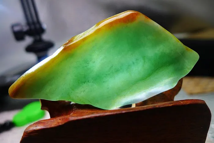 Natural Jade Rough Jadeite Raw (20g,6.3X3X0.55cm)