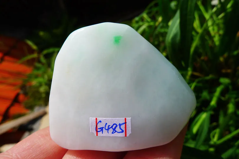 Natural Jade Rough Jadeite Raw (96g,5.2X4.1X2.8cm)