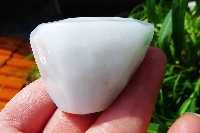 Natural Jade Rough Jadeite Raw (96g,5.2X4.1X2.8cm)