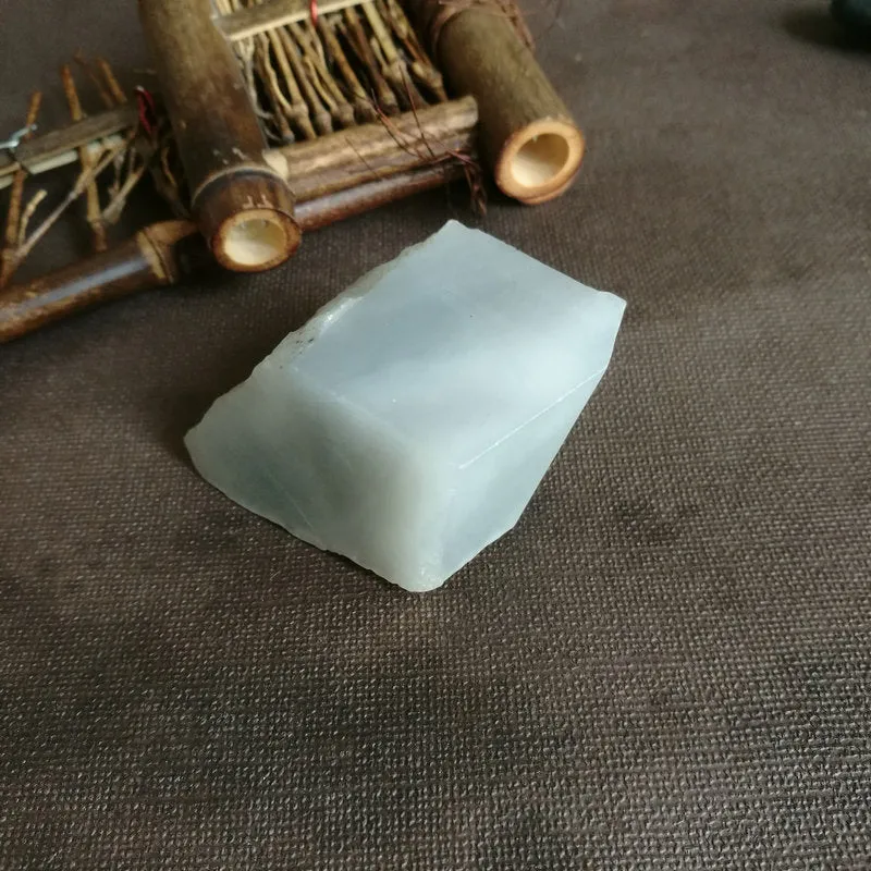 Natural Kunlun Jade Rough Nephrite Raw (127g,5X3.8X2.6cm)