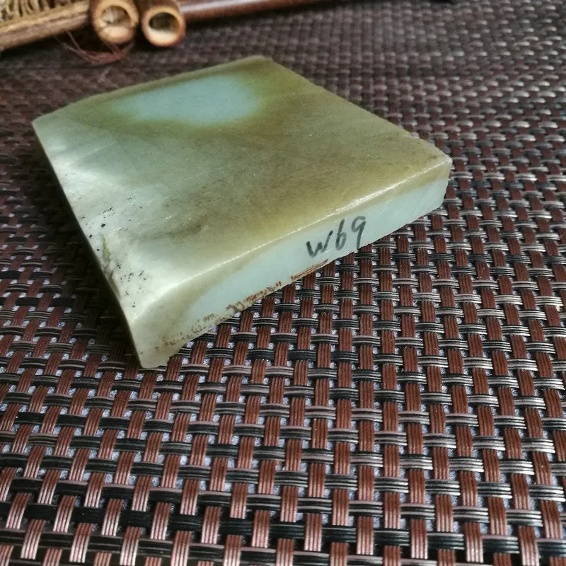 Natural Kunlun Jade Rough Nephrite Raw (318g,8.5X7X1.9cm)