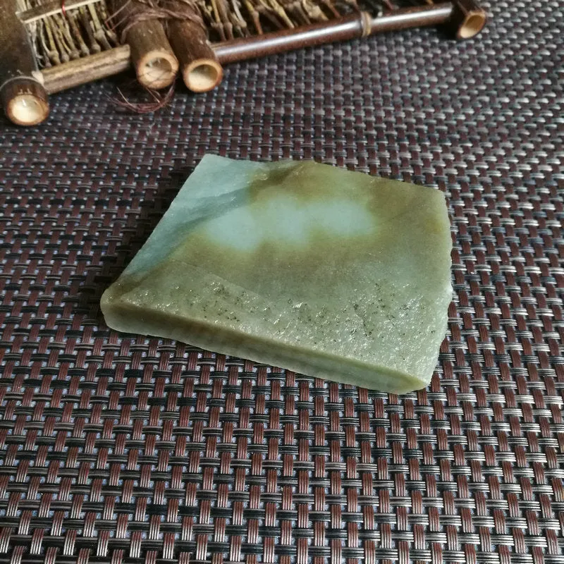 Natural Kunlun Jade Rough Nephrite Raw (318g,8.5X7X1.9cm)
