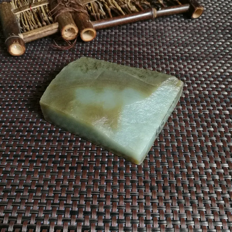 Natural Kunlun Jade Rough Nephrite Raw (318g,8.5X7X1.9cm)