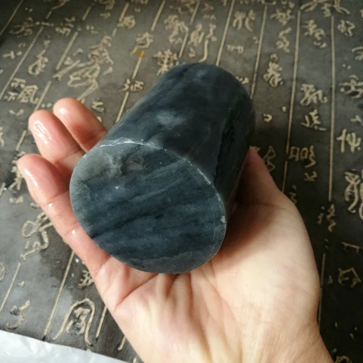 Natural Kunlun Jade Rough Nephrite Raw (589g, 8X5.6X5.6cm)