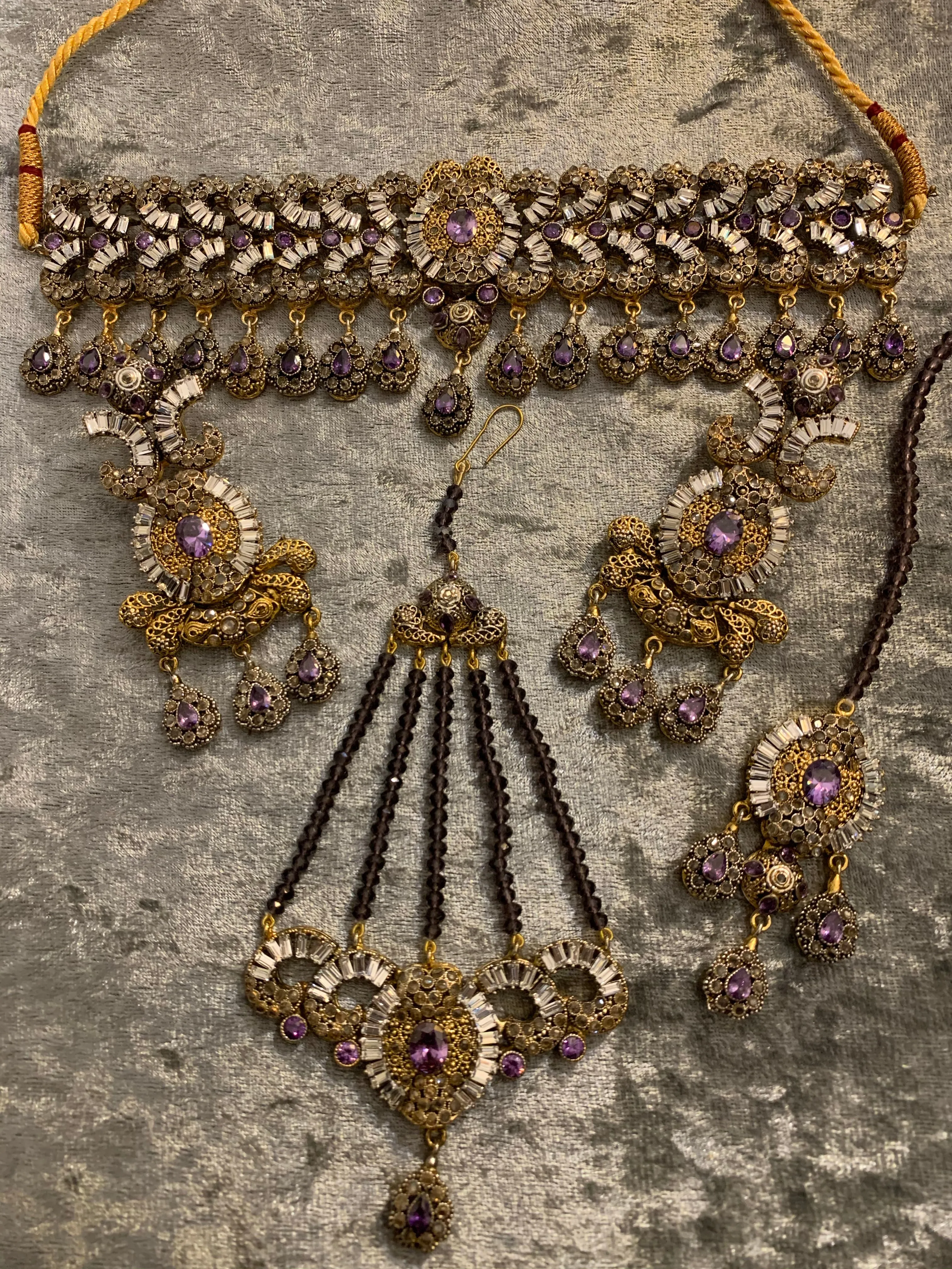 Neesaaj bridal set