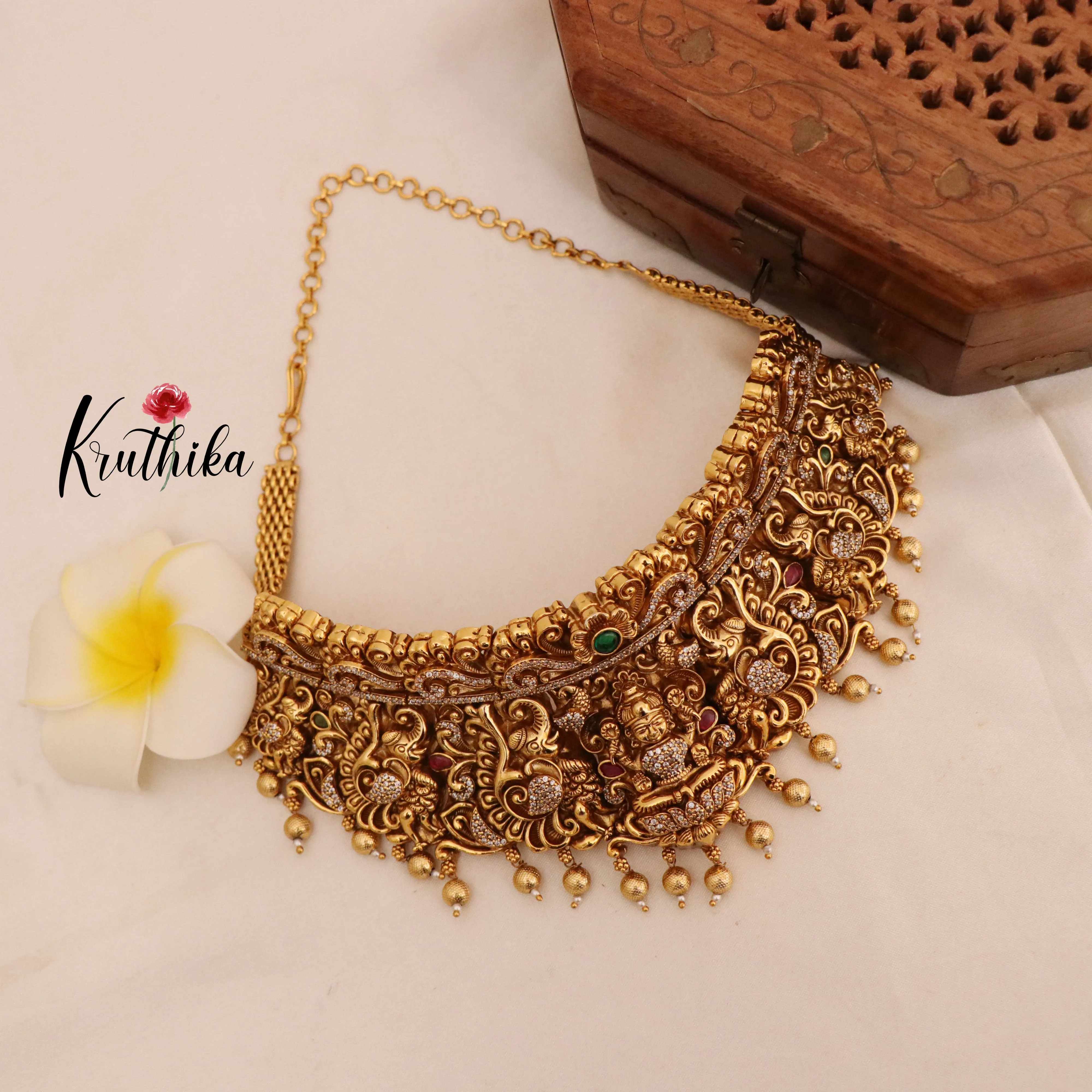 Premium polish Lakshmi Devi Nagas choker NC883