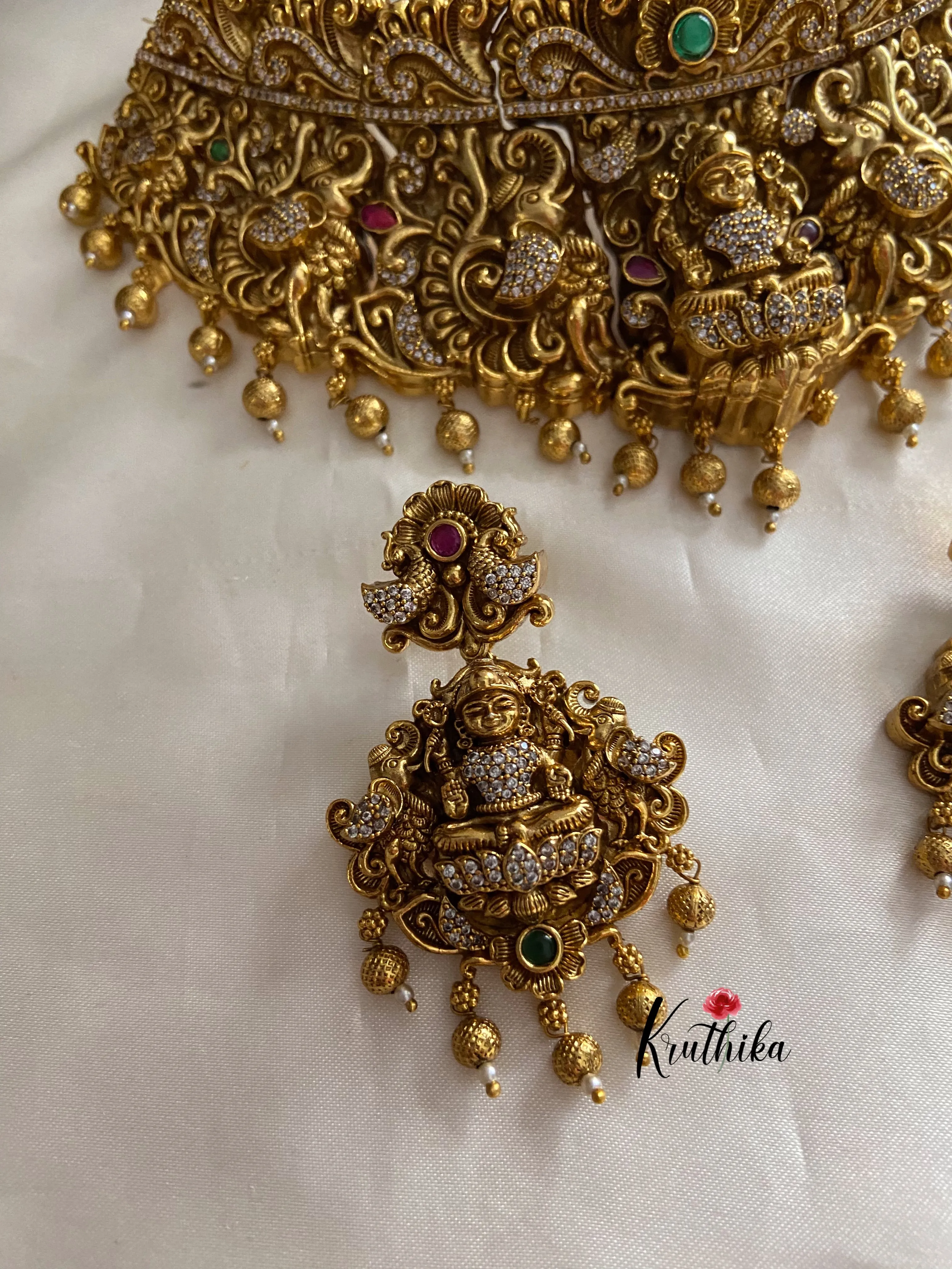 Premium polish Lakshmi Devi Nagas choker NC883